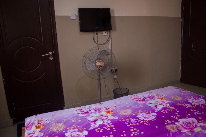 Wonder King Hotel Lagos Bagian luar foto