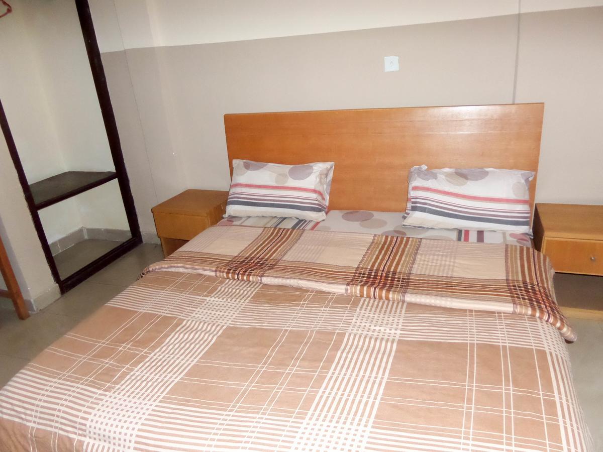 Wonder King Hotel Lagos Ruang foto