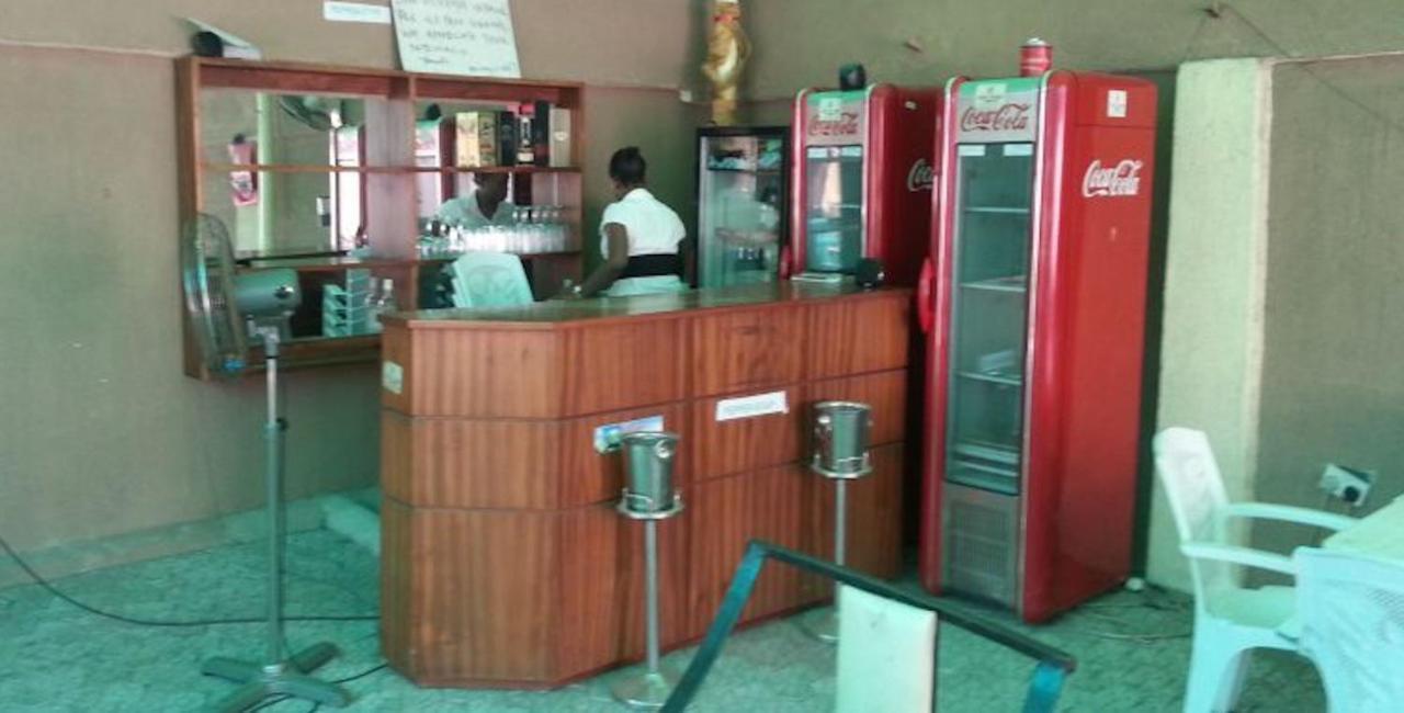 Wonder King Hotel Lagos Bagian luar foto