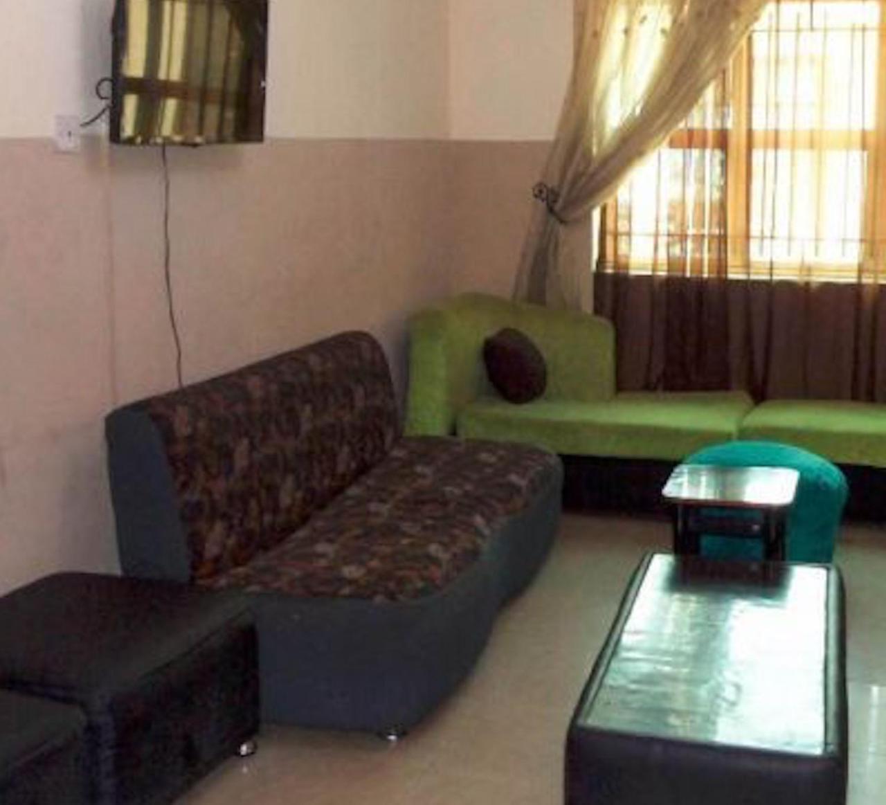 Wonder King Hotel Lagos Bagian luar foto